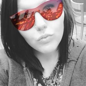 Meet your Posher, Candice